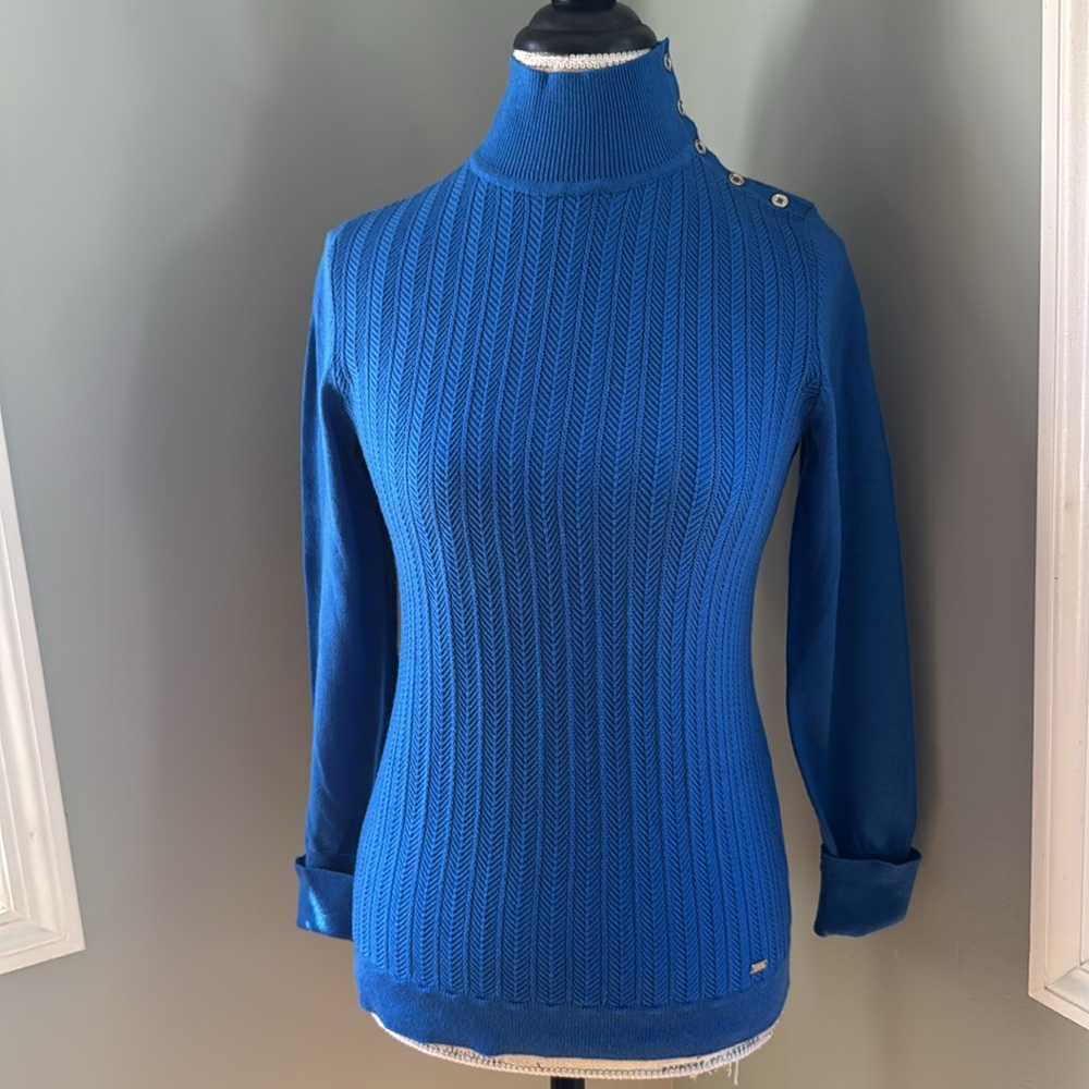 Tommy Hilfiger royal blue high neck shoulder buttoned sweater NWT size Small - Picture 1 of 10